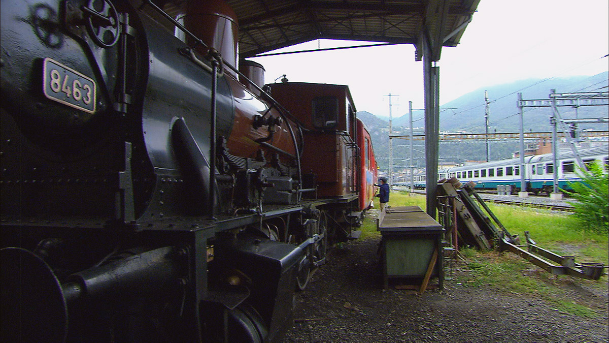 San Gattardo engine and train